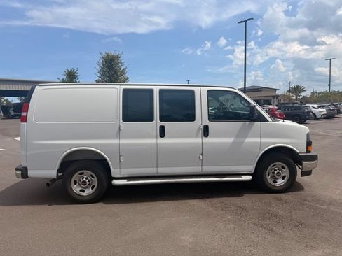 Used 2025 GMC Savana 2500 w/ Driver Convenience Package RWD image 20