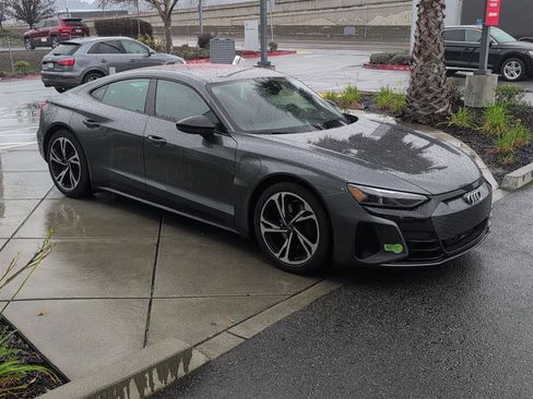 Used 2023 Audi e-tron GT Premium Plus w/ Performance Package image 5