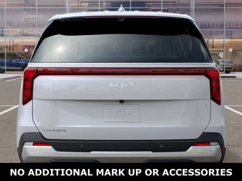 New 2026 Kia Carnival EX image 13