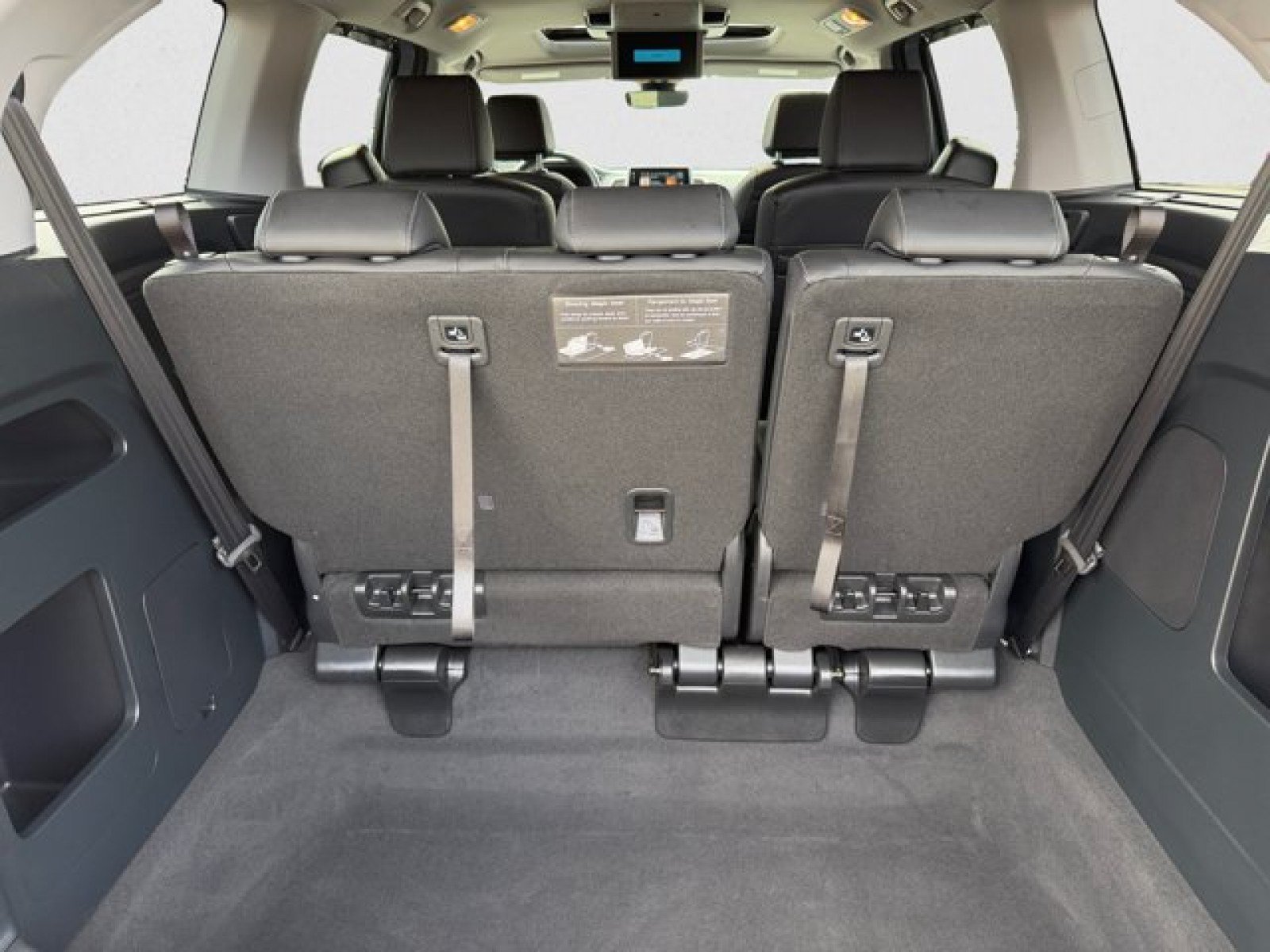 Used 2023 Honda Odyssey Touring image 20