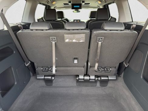Used 2023 Honda Odyssey Touring image 20