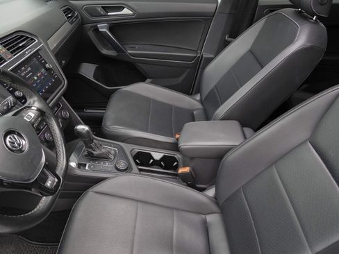 Used 2021 Volkswagen Tiguan SE R-Line AWD/4WD image 25