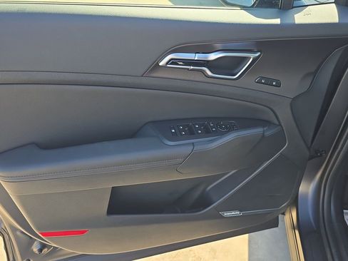 New 2026 Kia Sportage SX FWD image 18