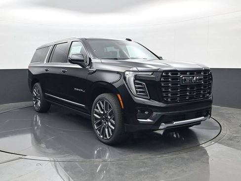 Certified 2026 GMC Yukon XL Denali Ultimate AWD/4WD image 3