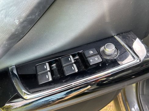 Used 2022 MAZDA CX-9 Touring image 13