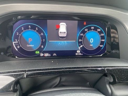 Used 2025 Volkswagen Atlas Cross Sport SE image 6