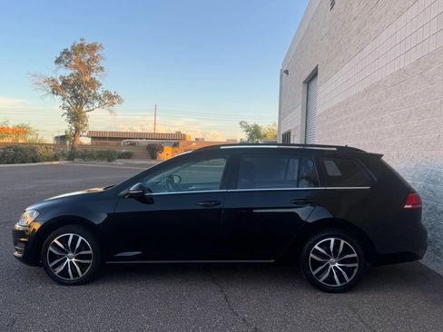 Used 2015 Volkswagen Golf TDI S image 5