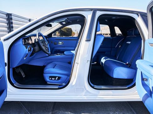 Used 2024 Rolls-Royce Ghost AWD/4WD image 29