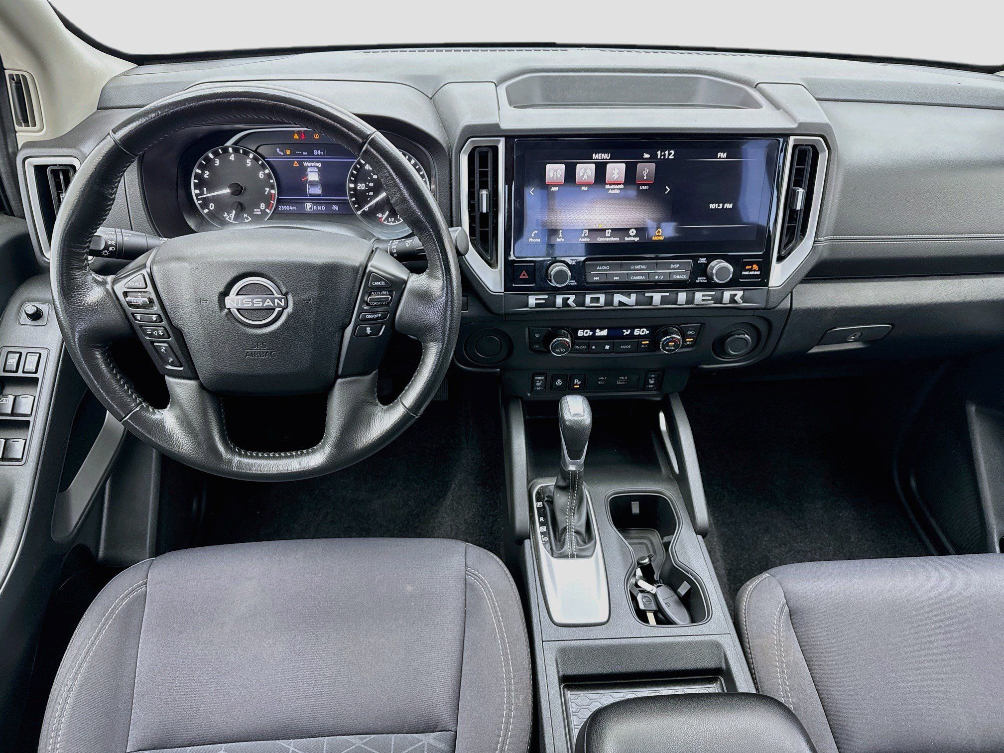 Used 2025 Nissan Frontier SV w/ SV Convenience Package RWD image 14