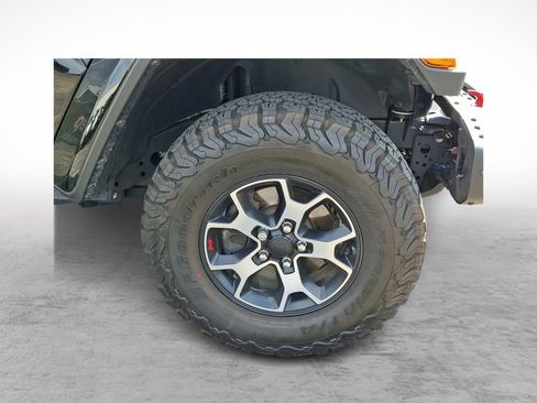 Used 2022 Jeep Wrangler Unlimited Rubicon w/ Steel Bumper Group image 9