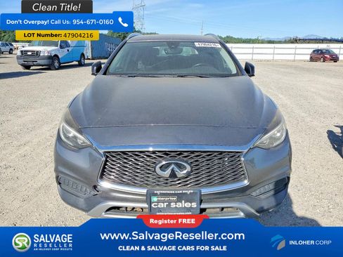 Used 2017 INFINITI QX30 AWD image 7