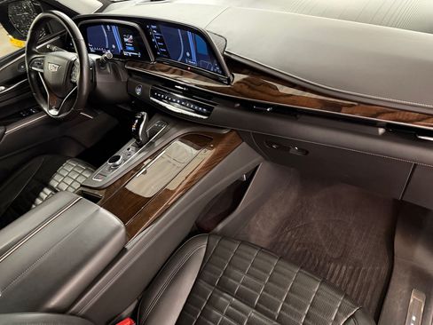 Used 2023 Cadillac Escalade Sport Platinum w/ Heavy-Duty Trailer Package AWD/4WD image 56