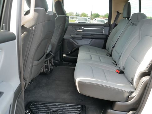 Used 2020 RAM 1500 Big Horn AWD/4WD image 34