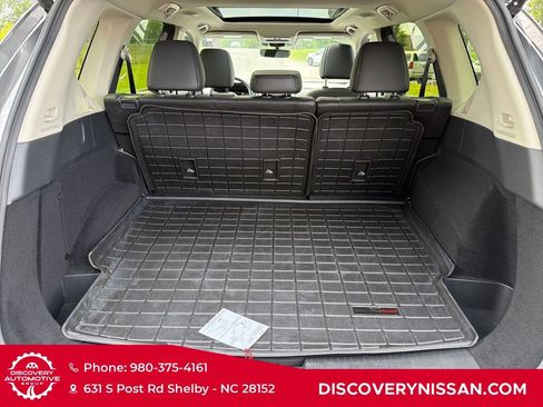 Certified 2024 Nissan Rogue SV w/ SV Premium Package FWD image 34