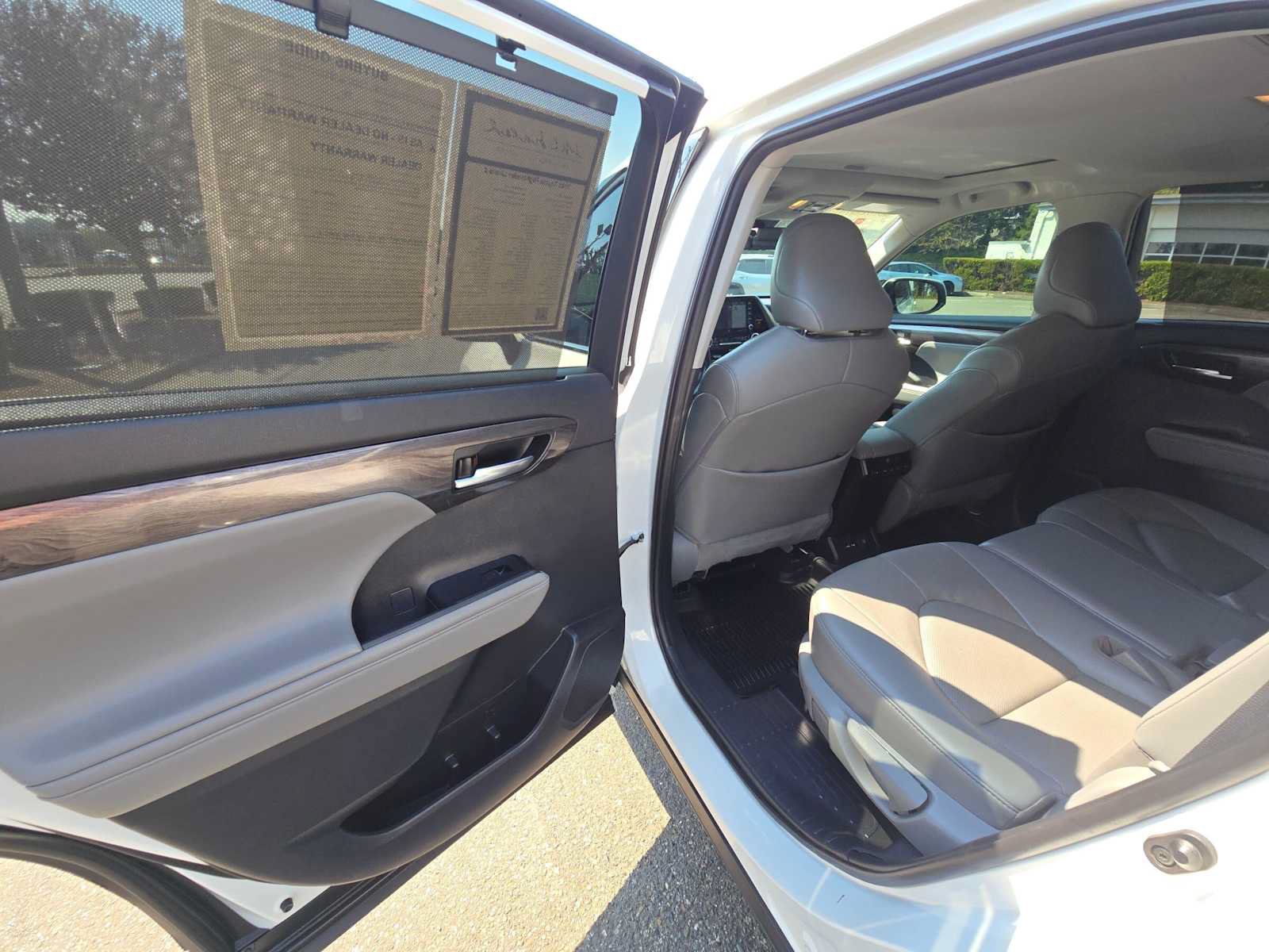 Used 2021 Toyota Highlander Limited AWD/4WD image 15