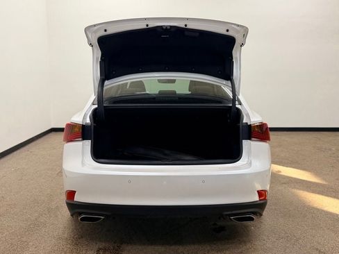 Used 2020 Lexus IS 300 AWD w/ Premium Package image 5