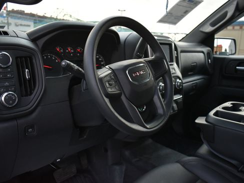Used 2026 GMC Sierra 1500 Pro w/ Convenience Package AWD/4WD image 16