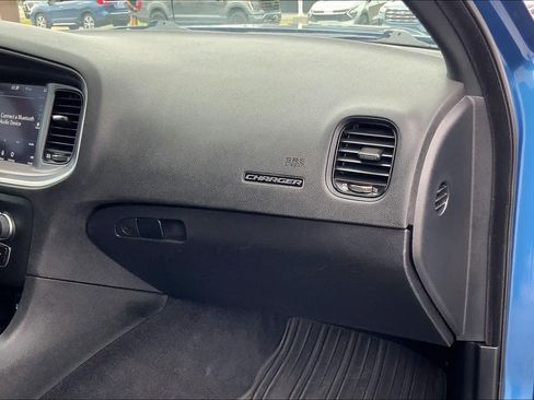 Used 2022 Dodge Charger R/T w/ Blacktop Package image 19