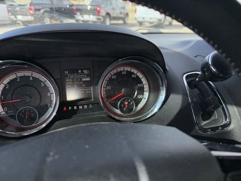 Used 2019 Dodge Grand Caravan SXT w/ Blacktop Package image 37