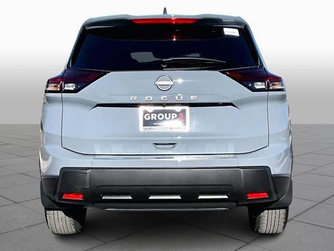 New 2026 Nissan Rogue SV image 4