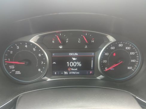 Certified 2024 Chevrolet Equinox RS FWD image 23