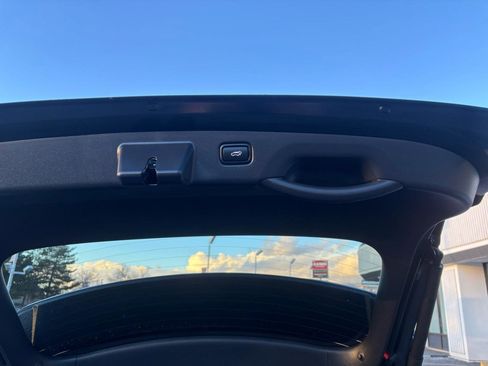 Used 2024 Kia Niro Wave image 8