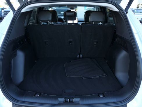 Used 2023 Ford Escape SE image 24