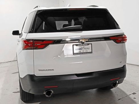 Used 2023 Chevrolet Traverse LT FWD image 5
