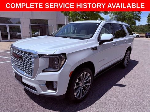 Used 2021 GMC Yukon Denali w/ Denali Ultimate Package AWD/4WD image 3