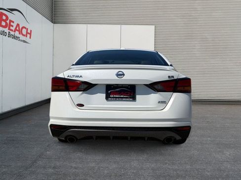 Used 2019 Nissan Altima 2.5 SR AWD/4WD image 14