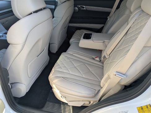 New 2026 Genesis GV80 3.5T Prestige image 12