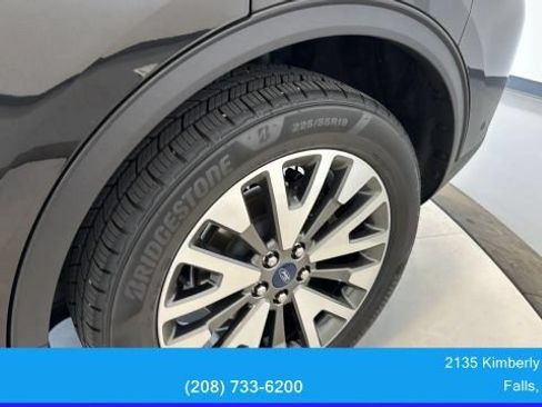 Used 2020 Ford Escape Titanium AWD/4WD image 44