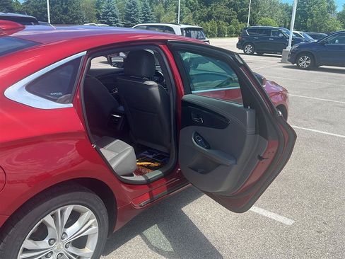 Used 2015 Chevrolet Impala LT w/ Convenience Package FWD image 20