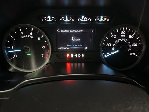 Used 2018 Ford F150 XLT w/ Equipment Group 301A Mid AWD/4WD image 25
