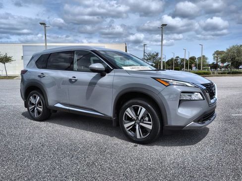 Certified 2023 Nissan Rogue SL image 2