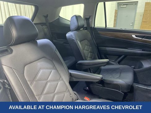 Used 2024 Volkswagen Atlas SE image 35