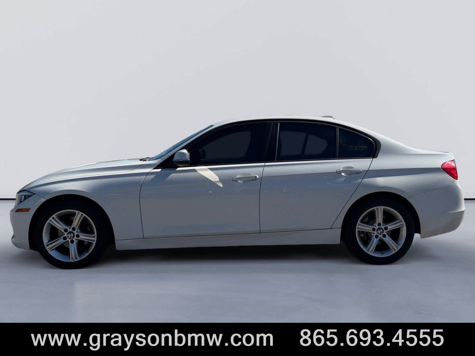Used 2014 BMW 320i xDrive Sedan AWD/4WD image 6