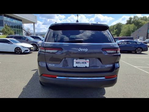 Used 2025 Jeep Grand Cherokee L Limited AWD/4WD image 7