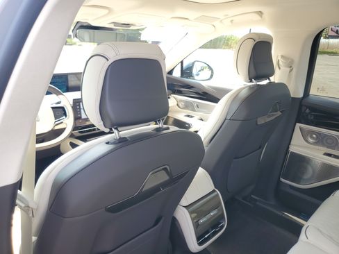 New 2026 Lincoln Nautilus Black Label w/ Jet Appearance Package AWD/4WD image 28