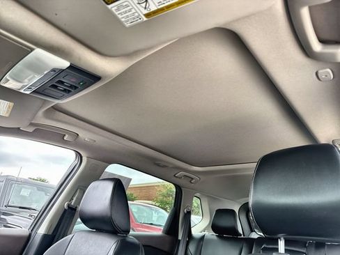 Used 2023 Nissan Rogue SL AWD/4WD image 21