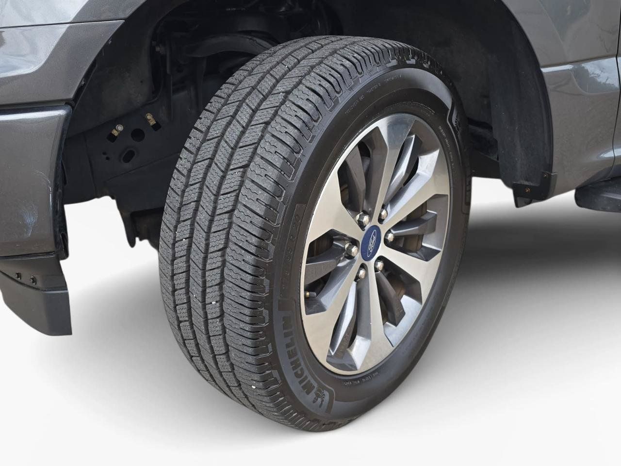 Used 2019 Ford F150 XL w/ Equipment Group 101A Mid AWD/4WD image 32