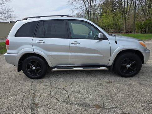 Used 2003 Toyota RAV4 4WD image 5