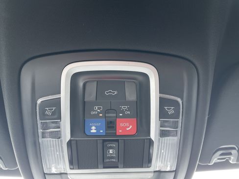 Used 2023 RAM 1500 Laramie image 37