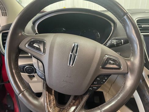 Used 2016 Lincoln MKX Select w/ Climate Package image 16