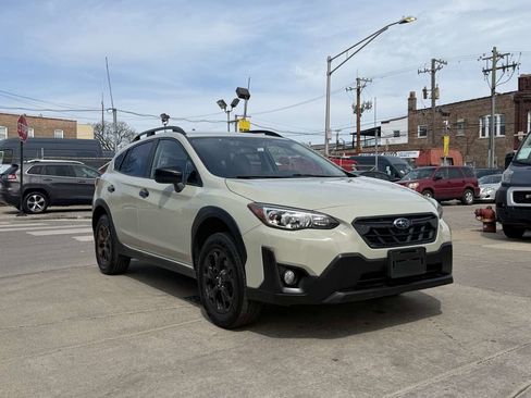 Used 2023 Subaru Crosstrek 2.0i Premium w/ Special Edition image 3