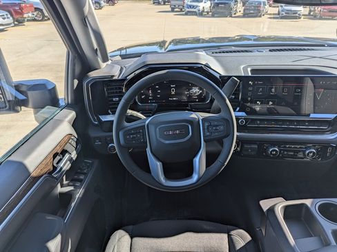 New 2026 GMC Sierra 2500 SLE w/ SLE Value Package; image 3