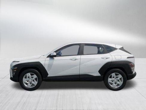 New 2026 Hyundai Kona SE FWD image 3