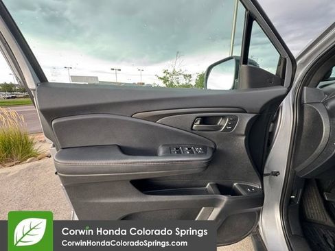 Used 2024 Honda Passport TrailSport image 25
