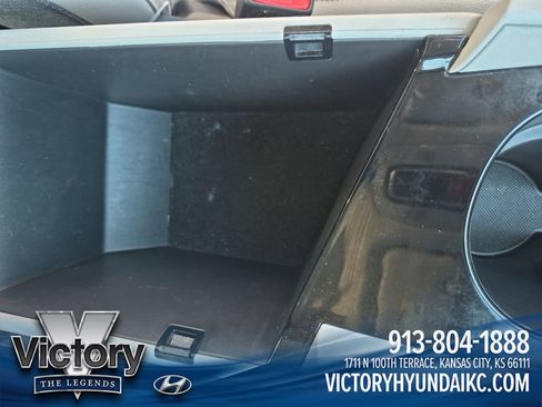 Used 2024 Hyundai Elantra Limited FWD image 26