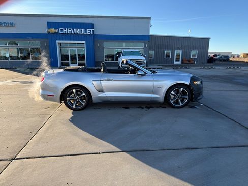 Used 2016 Ford Mustang Convertible w/ Equipment Group 051A image 6
